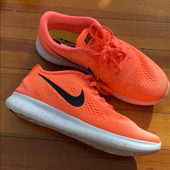 nike free neon orange
